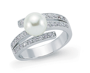 925 Sterling Silver Pearl & CZ Dress Ring